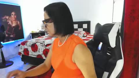Ruby bonnet online show from 9, 9, 2025