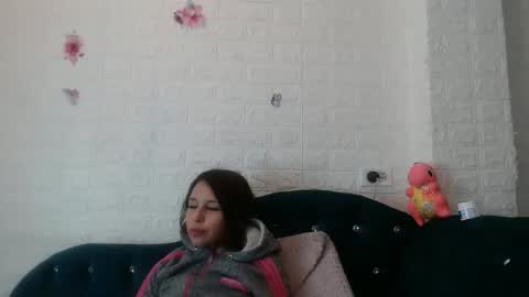 rubyemerald_ online show from 19, 12, 2024