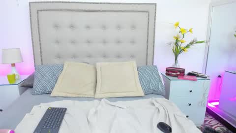 rubyreyes online show from 27, 10, 2025