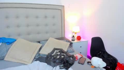 rubyreyes online show from 28, 10, 2025