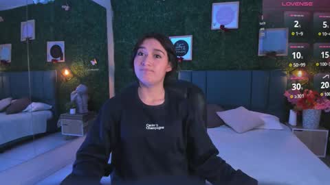 Snapshot of rubyvixxen_ chatting on 21, 10, 2025 Ruby online show from 21, 10, 2025