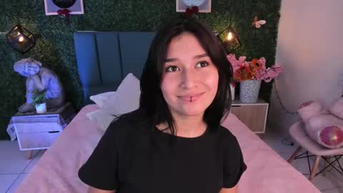 Snapshot of rubyvixxen_ chatting on 25, 10, 2025 Ruby online show from 25, 10, 2025