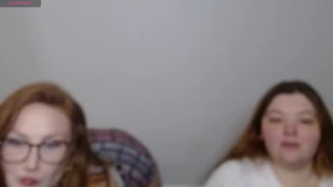 Snapshot of rudyred333 chatting on 15, 11, 2025 rudyred333 online show from 15, 11, 2025