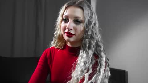 Mila online show from 31, 10, 2025