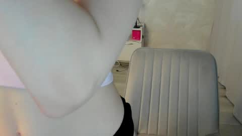 Snapshot of rueliya chatting on 31, 5, 2026 Liya online show from 31, 5, 2026