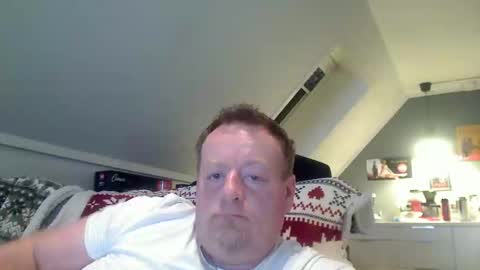 Snapshot of runepetter chatting on 22, 1, 2025 bignorwegian online show from 22, 1, 2025
