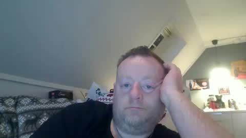 Snapshot of runepetter chatting on 2, 2, 2025 bignorwegian online show from 2, 2, 2025