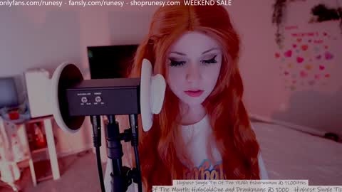 Snapshot of runesy chatting on 9, 3, 2025 Lady online show from 9, 3, 2025