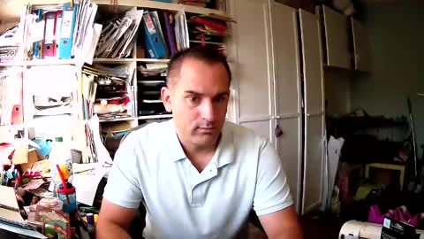 Snapshot of runner1978 chatting on 12, 9, 2025 runner1978 online show from 12, 9, 2025