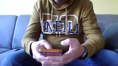 runner_1978 online show from 5, 3, 2025