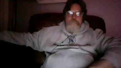 Snapshot of runningaround60 chatting on 22, 12, 2024 runningaround60 online show from 22, 12, 2024