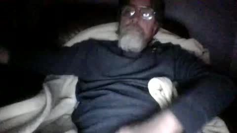 Snapshot of runningaround60 chatting on 21, 1, 2025 runningaround60 online show from 21, 1, 2025