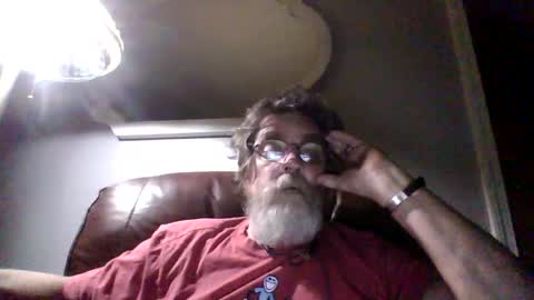 Snapshot of runningaround60 chatting on 26, 9, 2025 runningaround60 online show from 26, 9, 2025