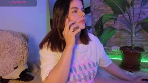 Lorenn online show from 4, 12, 2024