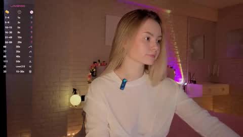 Snapshot of ruta_meow chatting on 4, 10, 2025 Ruta prize for the new fan club members hehe online show from 4, 10, 2025