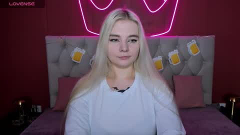 Snapshot of ruthbryant chatting on 22, 9, 2025 ruthbryant online show from 22, 9, 2025