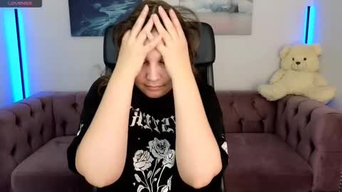 Snapshot of ruyjin_choi chatting on 4, 11, 2025 Ruyjin online show from 4, 11, 2025