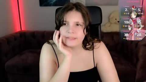 Snapshot of ruyjin_choi chatting on 8, 11, 2025 Ruyjin online show from 8, 11, 2025