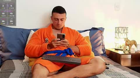 Snapshot of ryamcoast chatting on 2, 5, 2026 Sr Coast online show from 2, 5, 2026