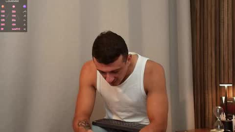 Snapshot of ryamcoast chatting on 27, 5, 2026 Sr Coast online show from 27, 5, 2026