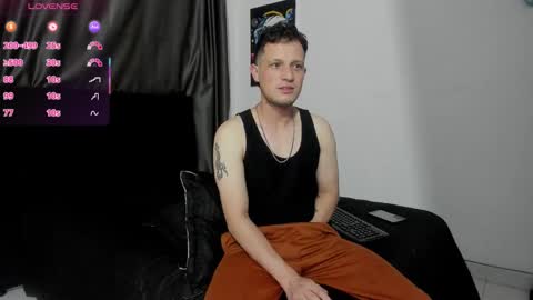 Snapshot of ryan15_ chatting on 1, 12, 2025 Ryan 15 online show from 1, 12, 2025