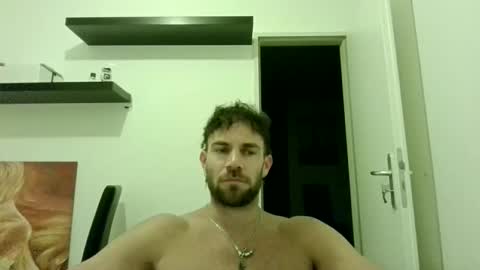 Snapshot of ryan_fit100 chatting on 18, 9, 2025 ryan_fit100 online show from 18, 9, 2025