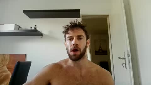 Snapshot of ryan_fit100 chatting on 29, 9, 2025 ryan_fit100 online show from 29, 9, 2025