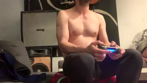 Snapshot of ryanbishops01 chatting on 20, 10, 2025 Ryland online show from 20, 10, 2025