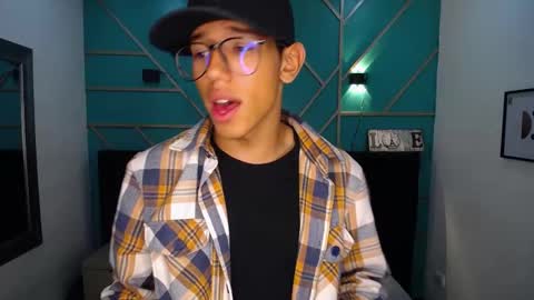 Snapshot of ryanpricee chatting on 24, 12, 2024 RyanPricee online show from 24, 12, 2024