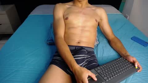 Snapshot of ryanpricee chatting on 10, 1, 2025 RyanPricee online show from 10, 1, 2025