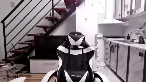 Snapshot of ryanstorm1 chatting on 12, 10, 2025 ryanstorm1 online show from 12, 10, 2025