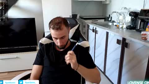 Snapshot of ryanstorm1 chatting on 16, 10, 2025 ryanstorm1 online show from 16, 10, 2025