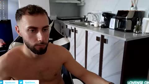 Snapshot of ryanstorm1 chatting on 30, 10, 2025 ryanstorm1 online show from 30, 10, 2025