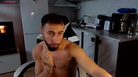 Snapshot of ryanstorm1 chatting on 10, 11, 2025 ryanstorm1 online show from 10, 11, 2025