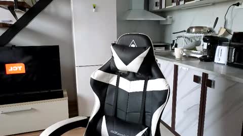 Snapshot of ryanstorm1 chatting on 5, 12, 2025 ryanstorm1 online show from 5, 12, 2025