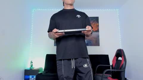 ryanwhite3 online show from 3, 2, 2026