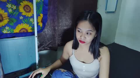 Snapshot of rylee_beau chatting on 4, 1, 2025 Beau Angel online show from 4, 1, 2025