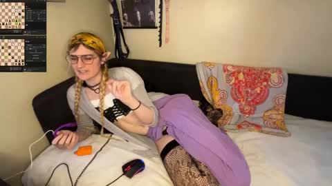 Ryn Michele online show from 1, 3, 2025