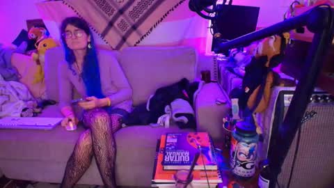 Ryn Michele online show from 30, 10, 2025