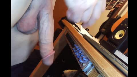 Snapshot of rynoxox chatting on 8, 3, 2025 rynoxox online show from 8, 3, 2025