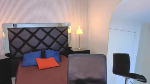 Snapshot of ryo_fem chatting on 4, 10, 2025 Ryo online show from 4, 10, 2025