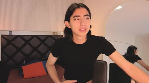 Snapshot of ryo_fem chatting on 6, 10, 2025 Ryo online show from 6, 10, 2025