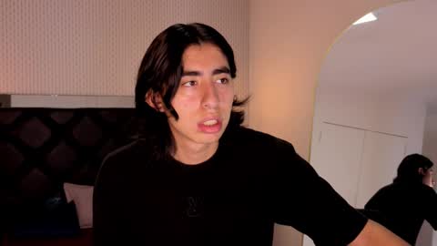 Snapshot of ryo_fem chatting on 8, 10, 2025 Ryo online show from 8, 10, 2025