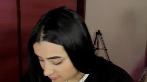 S H A R O N model independient online show from 7, 3, 2025