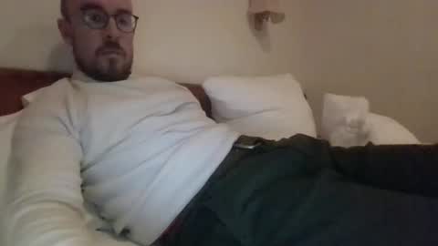 Snapshot of s_i_q chatting on 18, 9, 2025 s_i_q online show from 18, 9, 2025