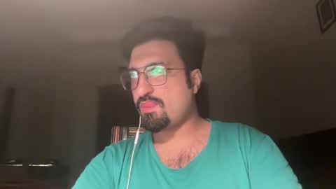 Snapshot of saadiqureshi007 chatting on 27, 9, 2025 saadiqureshi007 online show from 27, 9, 2025