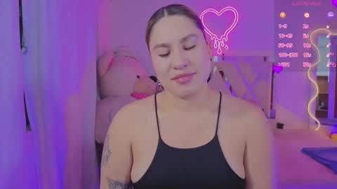 Snapshot of saaya_tay chatting on 12, 2, 2026 saaya_tay online show from 12, 2, 2026