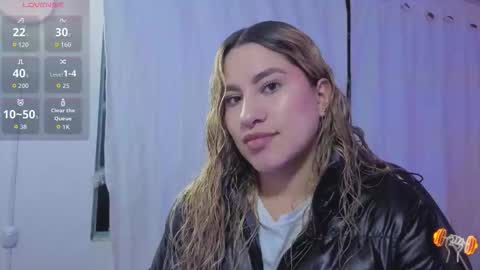 Snapshot of saaya_tay chatting on 19, 3, 2026 saaya_tay online show from 19, 3, 2026