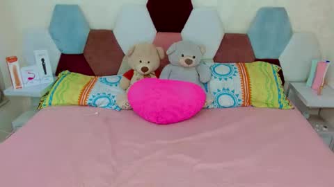 sabriana_smith1 online show from 8, 4, 2026