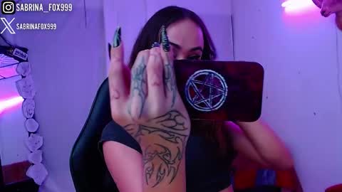 sabrina fox online show from 16, 1, 2026